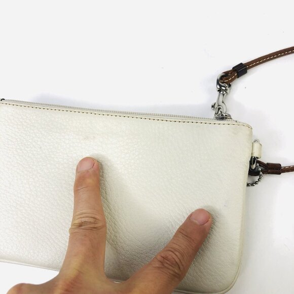 Vintage COACH Off White Brown Leather Wristlet Wallet Clutch Pouch Bag Eyelets - Picture 10 of 12